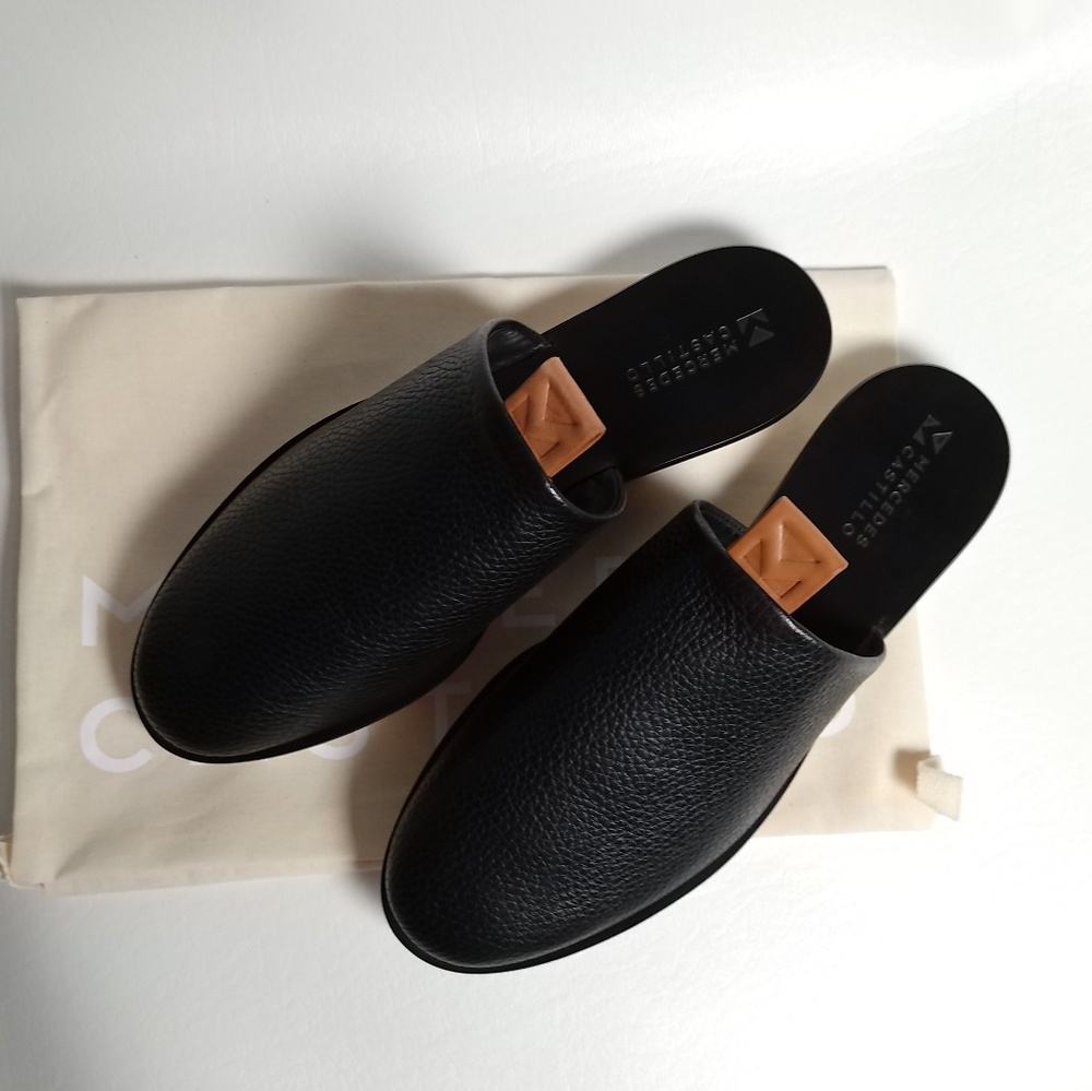 Mercedes Castillo Black Leather Mules